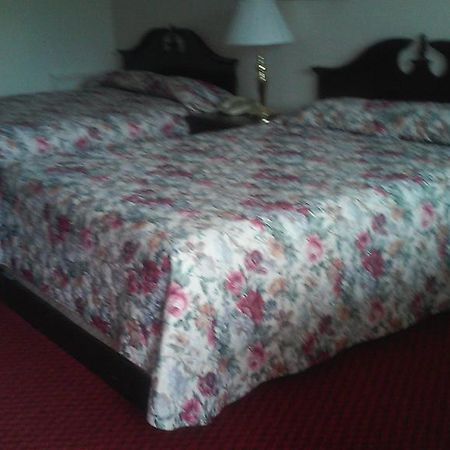 Midtown Motel Newport News Room photo